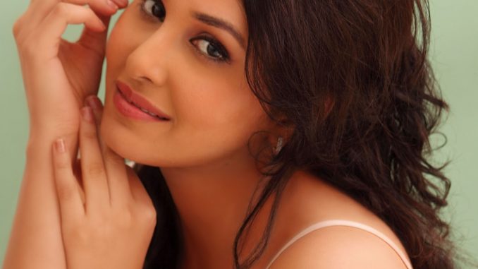 I am very Bold in real life”: Pooja Chopra (Interview by: Shama Bhagat)